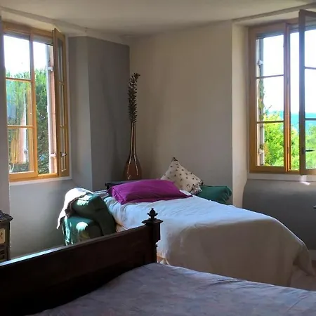 Maison Et Jardin Talinou * Montastruc (Hautes-Pyrenees)