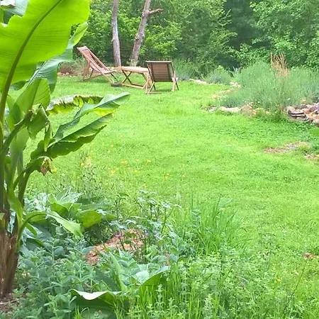 Bed & Breakfast Maison Et Jardin Talinou