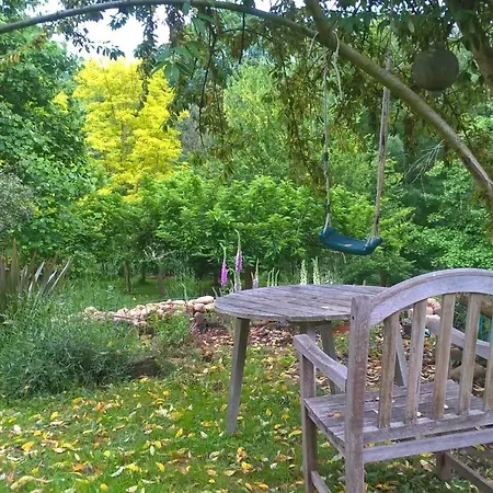 Maison Et Jardin Talinou Montastruc (Hautes-Pyrenees)