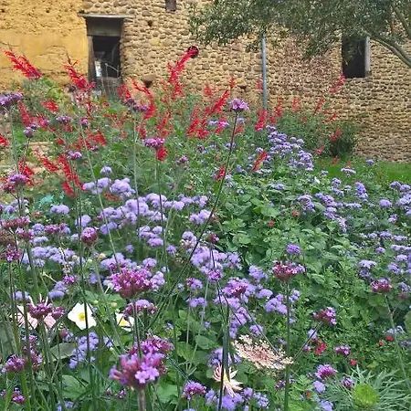 Panzió Maison Et Jardin Talinou Montastruc (Hautes-Pyrenees)