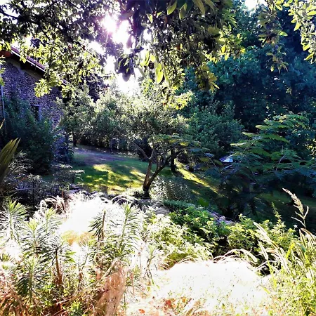Maison Et Jardin Talinou Bed & Breakfast *