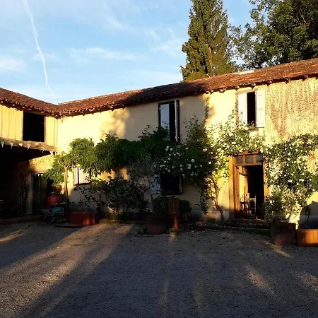 Maison Et Jardin Talinou * Montastruc (Hautes-Pyrenees)